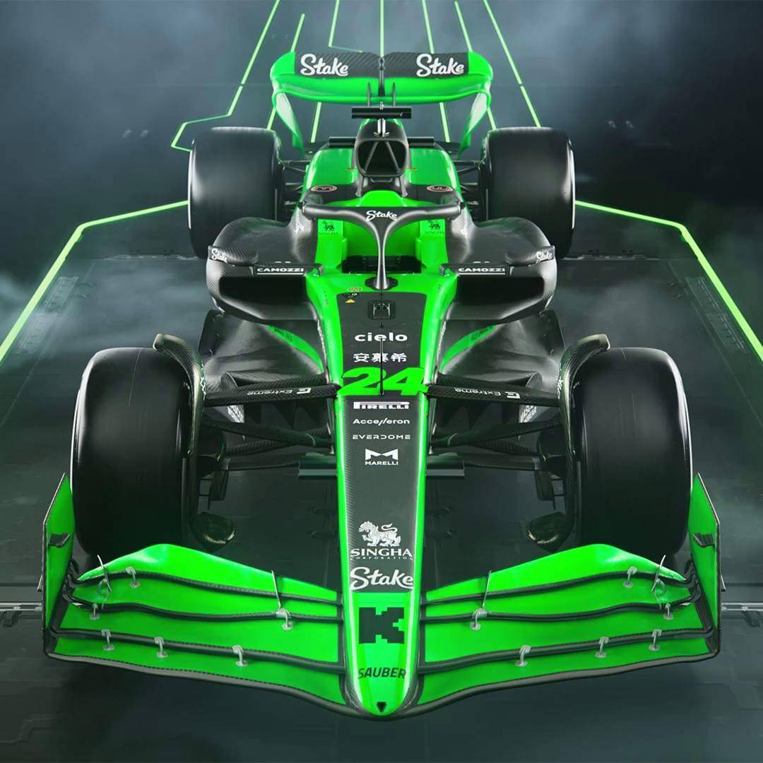 索伯车队翻盘红牛二队，皮亚斯特里统治全场